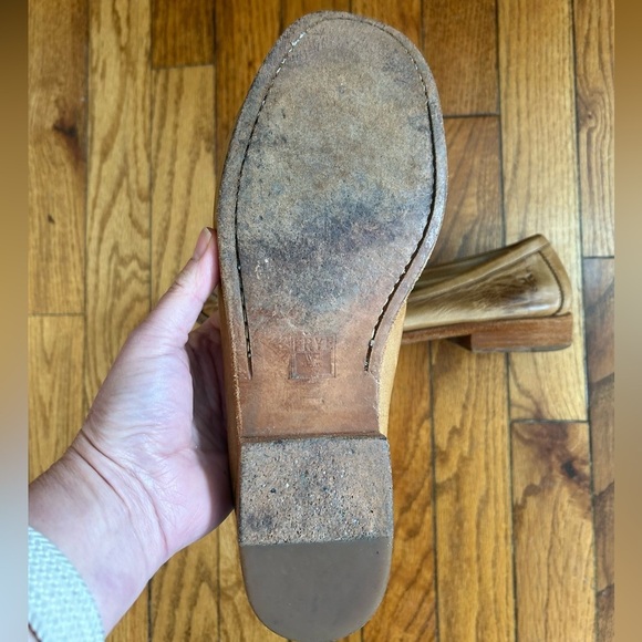 Frye Vintage Loafers, size 9 - Picture 5 of 13